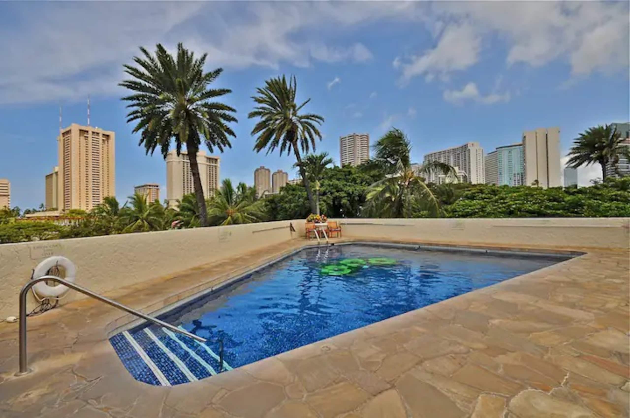 Luana Waikiki Hotel - Studio with Ocean View - Photo 31