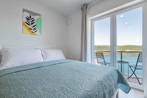 Apartments Malalu - One Bedroom Apartment with Balcony and Sea View (4+2) A2