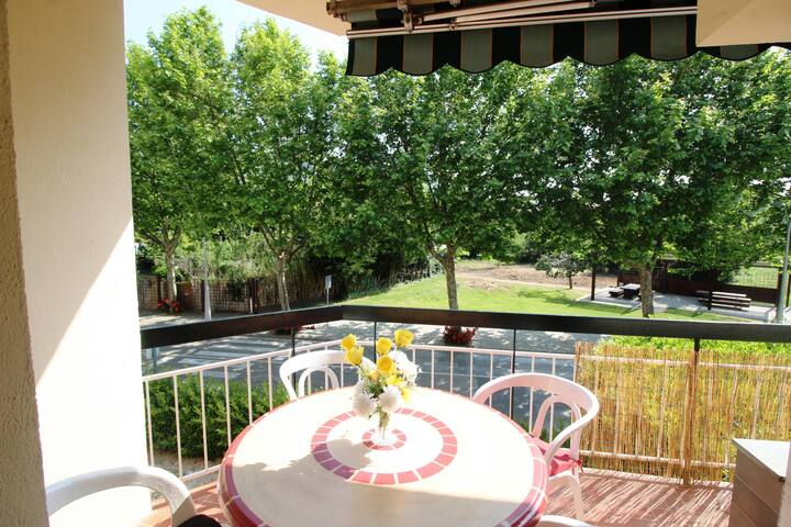 europa 15 – downtown apartment in llançà with 2 be gallery image 2