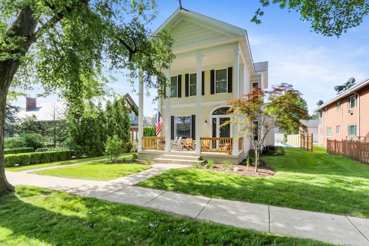 Geneva Lakes Vacations managed Airbnb listing 2