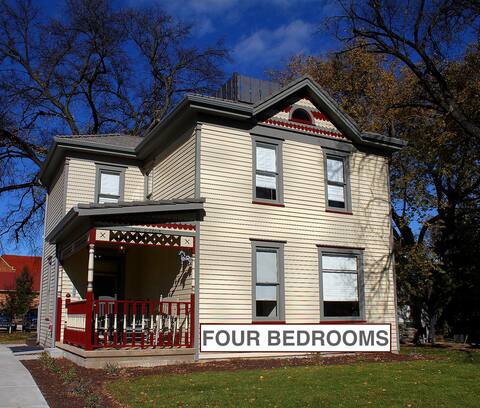 Akerhuset 4 BR: Swedish Farmhouse w/Chef's Kitchen