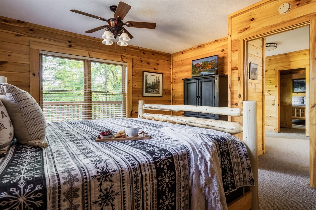 【3号卧室】加大双人床和按摩浴缸