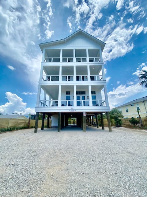 Angelfish, Private Home-Pool with Hot Tub, Dogs OK