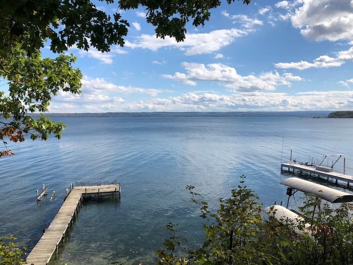 Sunrise Cottage W Covered Deck And Hot Tub - Finger Lakes, NY