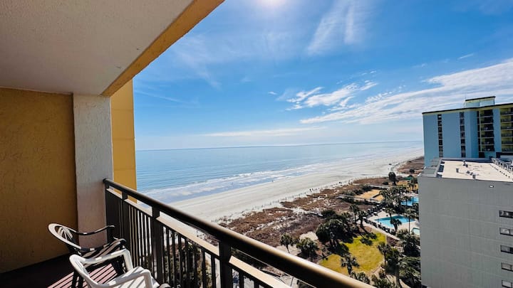 Sunny Amazing Ocean View Condo - Myrtle Beach, SC
