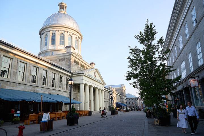 Exclusive 6 bed, 6 bath residence in Old Montreal gallery image 3