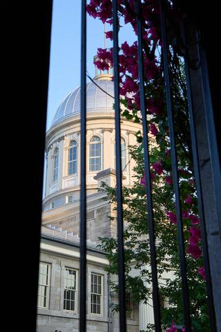 Exclusive 6 bed, 6 bath residence in Old Montreal gallery image 2