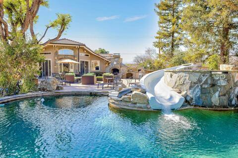 7BR mansion on 10-acre ranch with private pool
