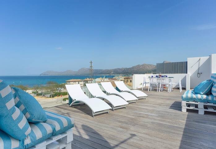 Sea View House with terrace