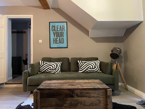 Successful Airbnb property: Old Town Retreat, Grade II Listed, Margate Kent in Thanet