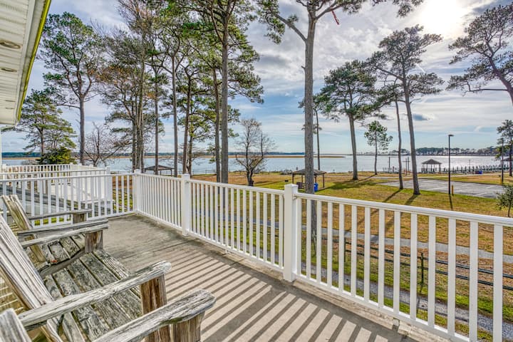 Assateague Overlook | Channel Views + Fishing - Chincoteague, VA