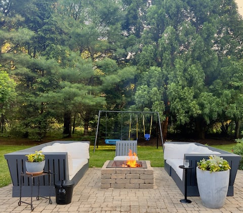 Serene East Hampton Escape - New Outdoor Sauna
