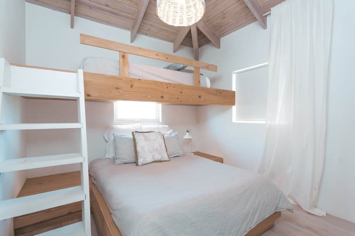 Blue Point Cottage - Exuma Vacation Rentals