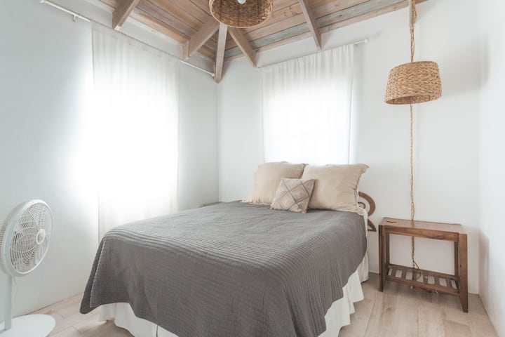 Blue Point Cottage - Exuma Vacation Rentals