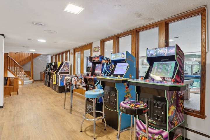 Valley View Indoor Pool/Hot Tub/Arcade gallery image 4