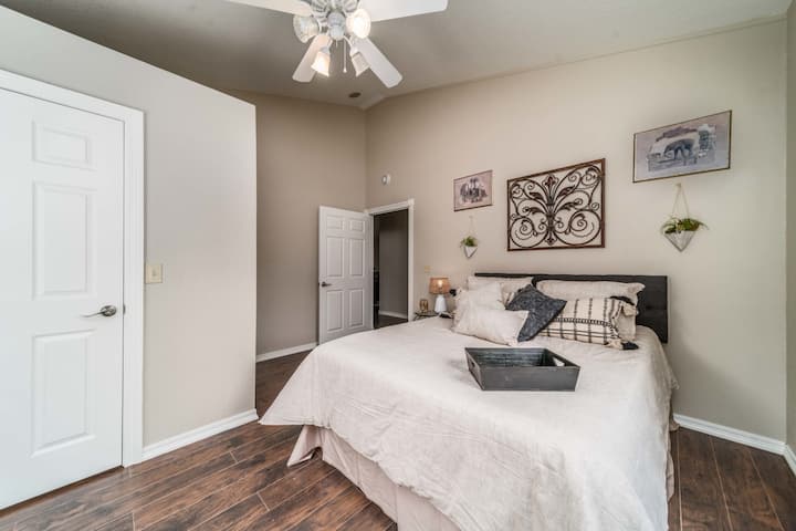 Chumba cha kulala cha Mgeni