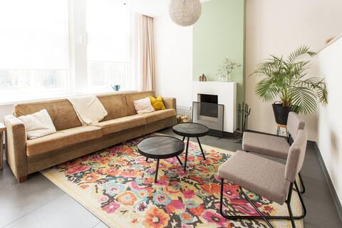 Stylish house near city center Dordrecht 4-B