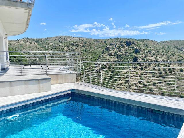 Villa con piscina sobre la Almadrava gallery image 5