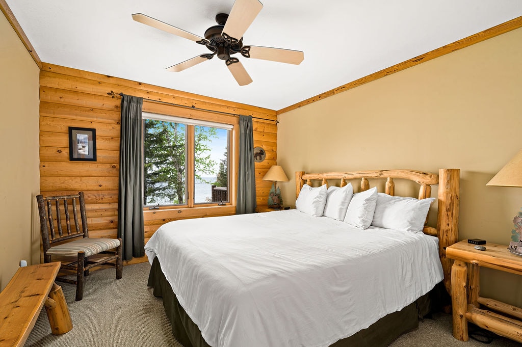 2nd Bedroom with King Bed