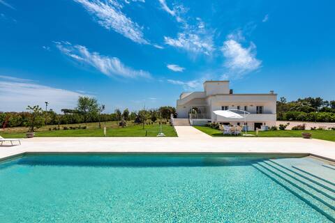2964 Villa Donna Sofia by Perle di Puglia