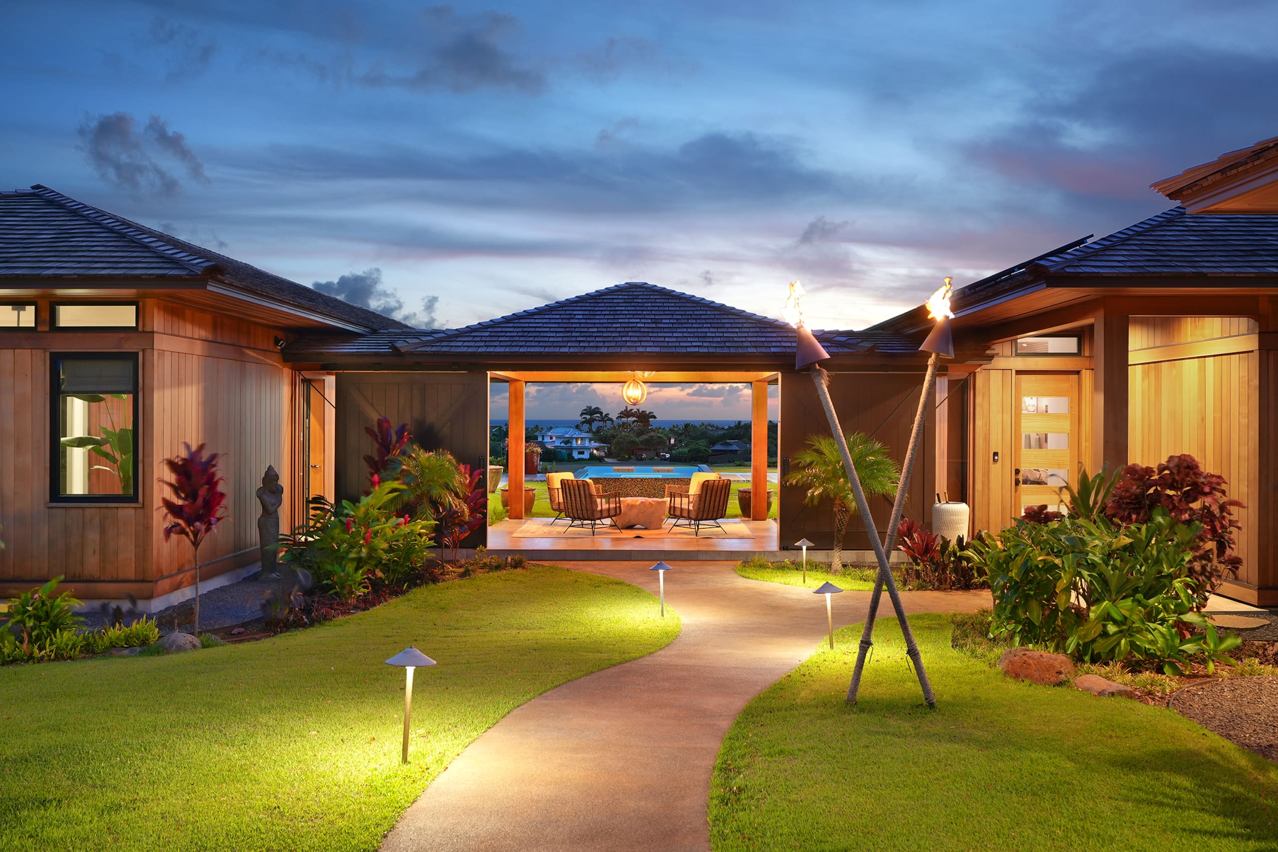Hale Kupanaha Opulent New Villa + Pool/Spa/Views - Photo 33