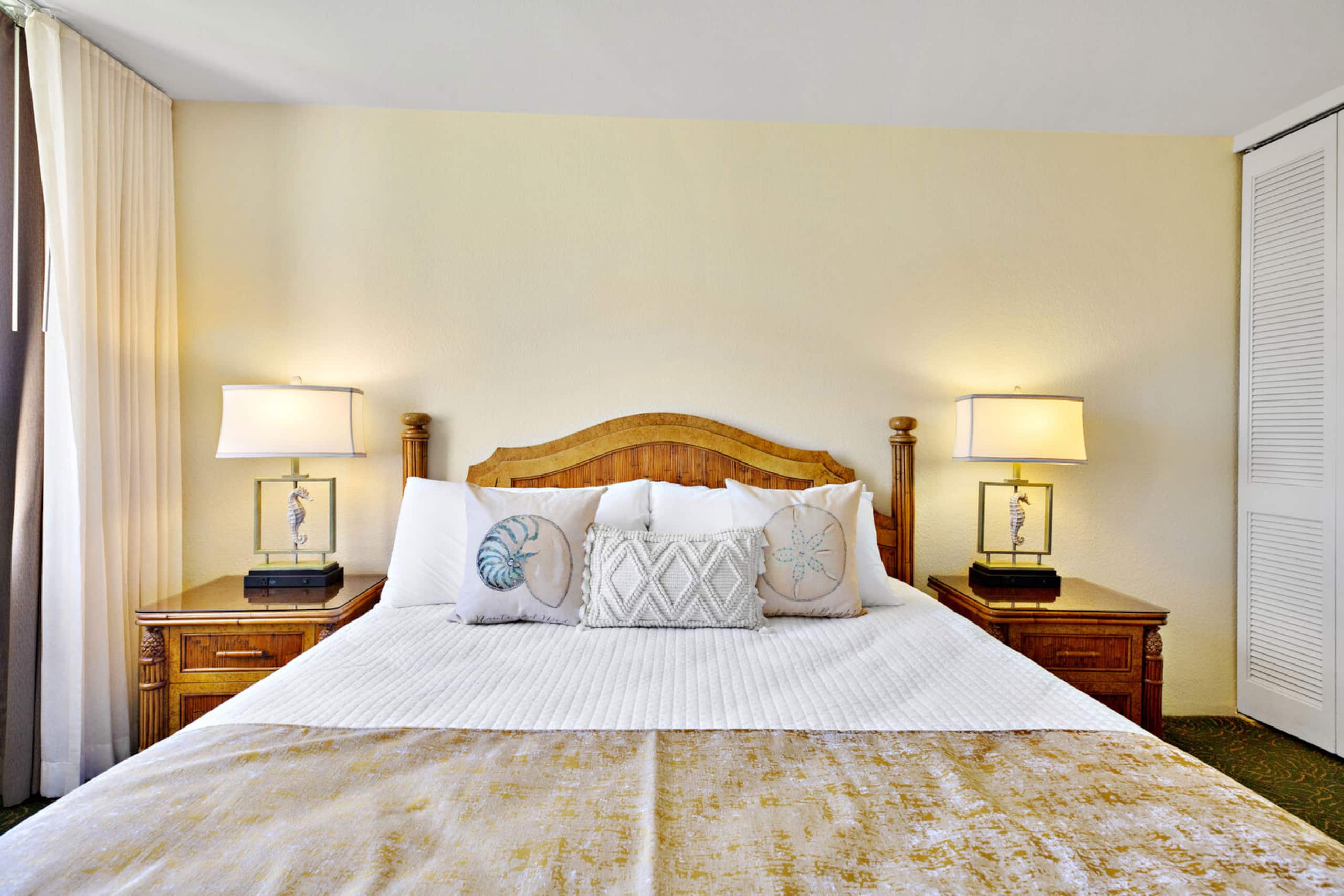 Condo in Lahaina · ★4.91 · 1 bedroom · 2 beds · 1 bath - Image 19