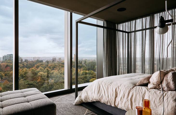 The Melbourne gallery image 2