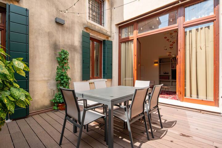 Ca’ Longo Palace – Damasco gallery image 2