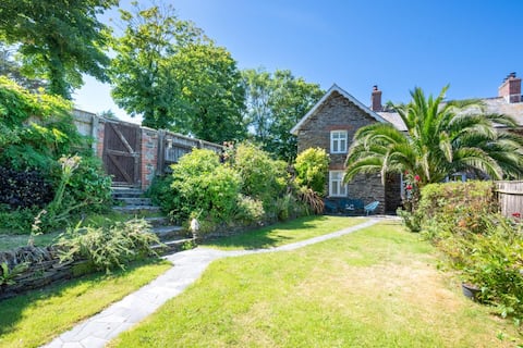 3 Bed in Boscastle (oc-tchest)