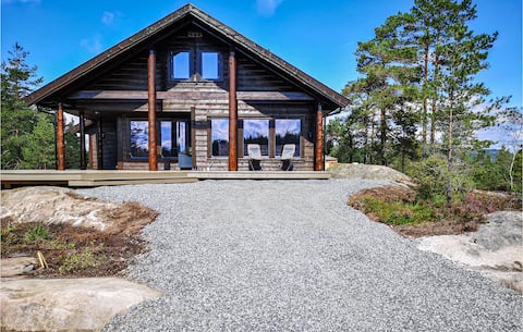 Stunning home in Vatnestrøm with sauna