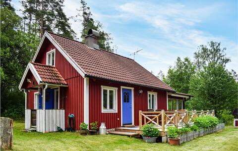 Cozy home in Markaryd with house a panoramic view