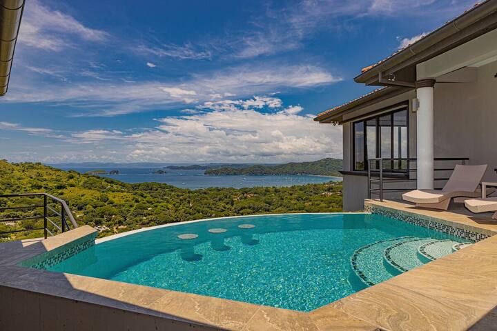 3 Bedrooms + Apartment - Ocean Views