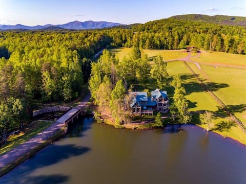 Falling Waters Lodge Lake Front Home&Wedding Venue