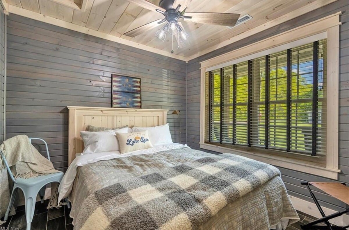 ห้องพัก 2 เตียงควีนไซส์ 