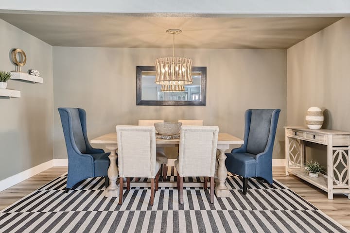 Spacious & kid friendly! Perfect for Holidays!