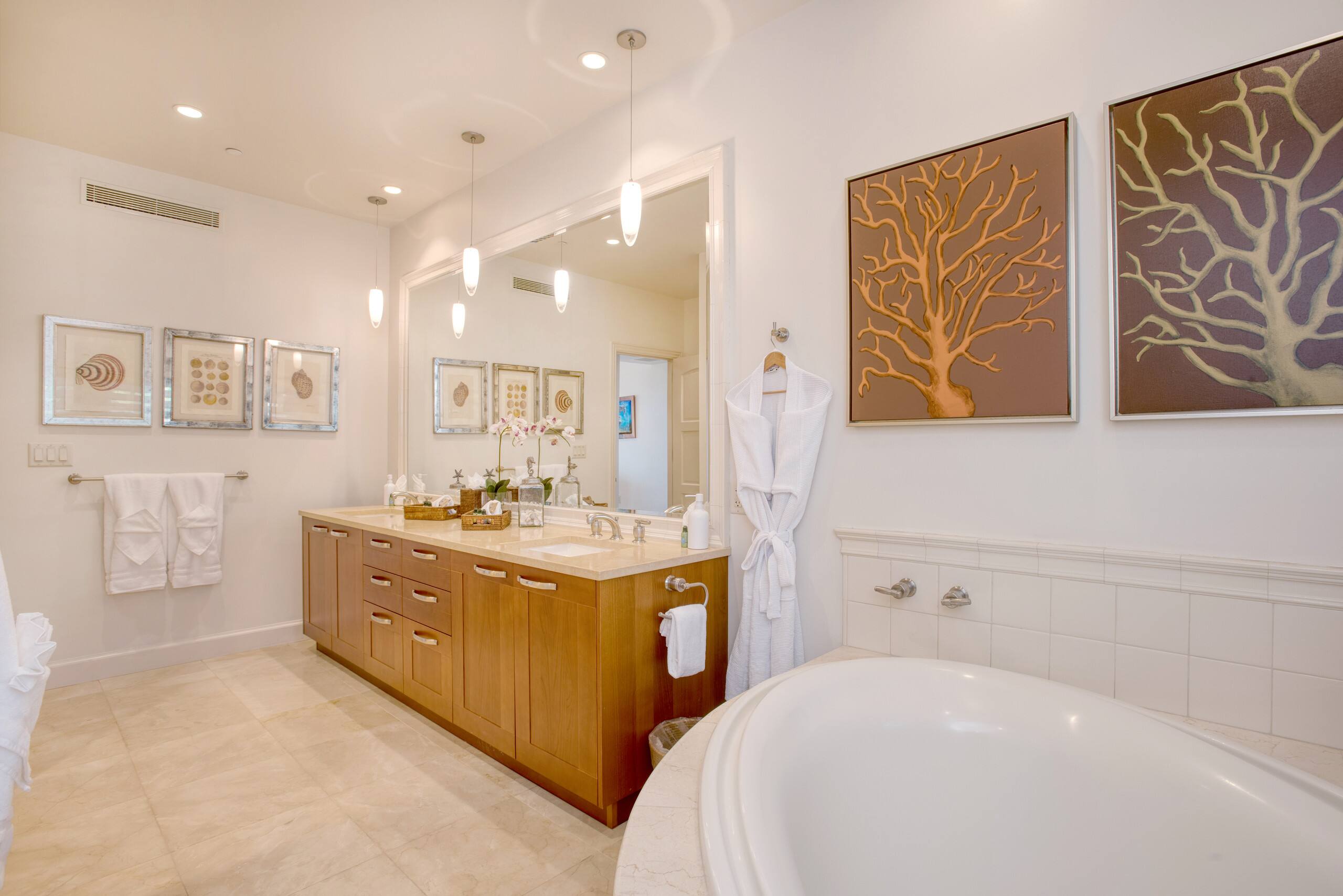 Townhouse in Kihei · ★4.83 · 3 bedrooms · 3 beds · 3.5 baths - Image 22