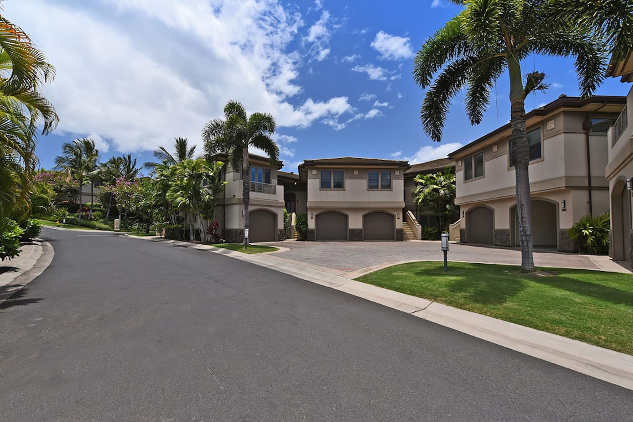 Townhouse in Kihei · ★4.83 · 3 bedrooms · 3 beds · 3.5 baths - Image 57