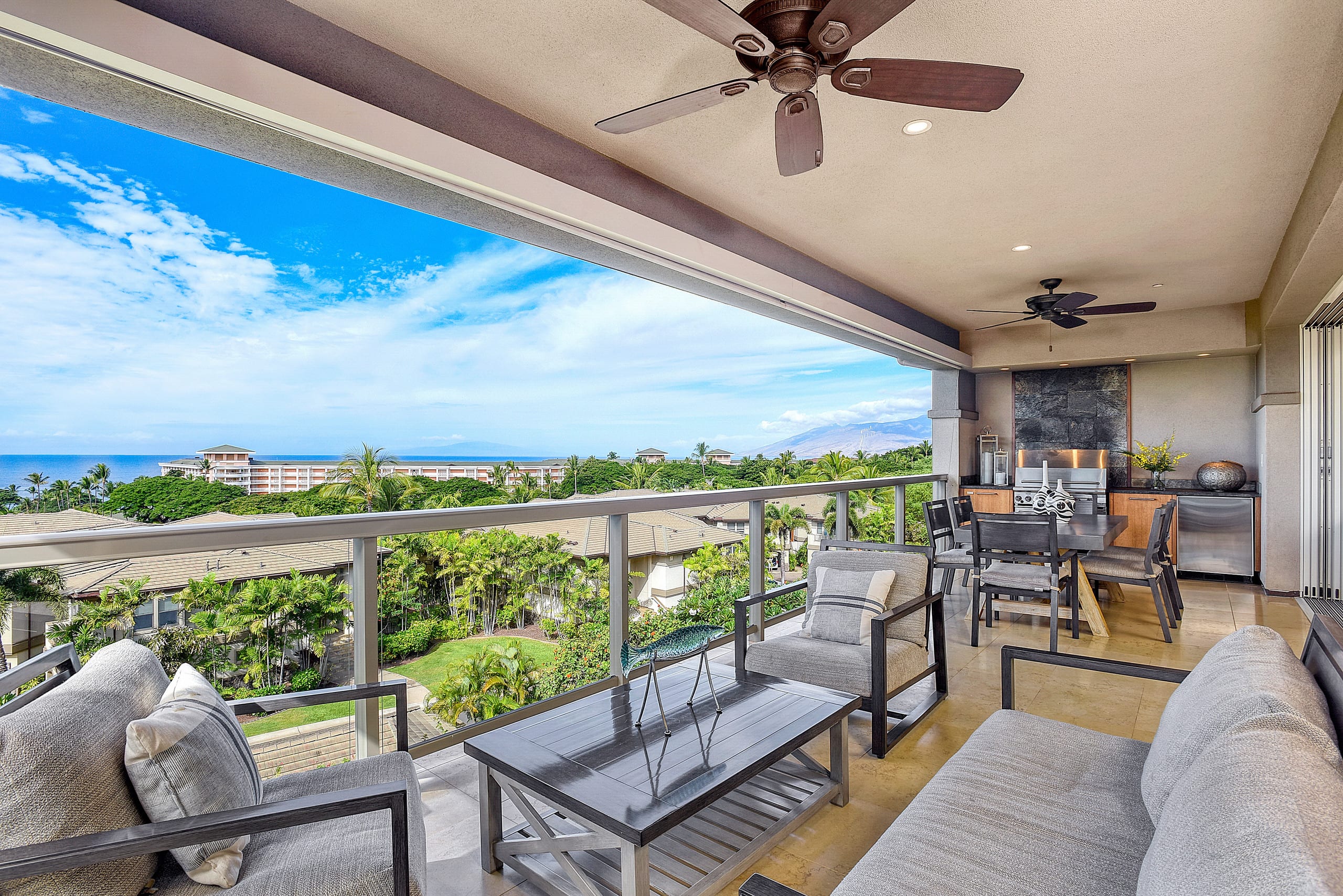 Townhouse in Kihei · ★4.83 · 3 bedrooms · 3 beds · 3.5 baths - Image 2