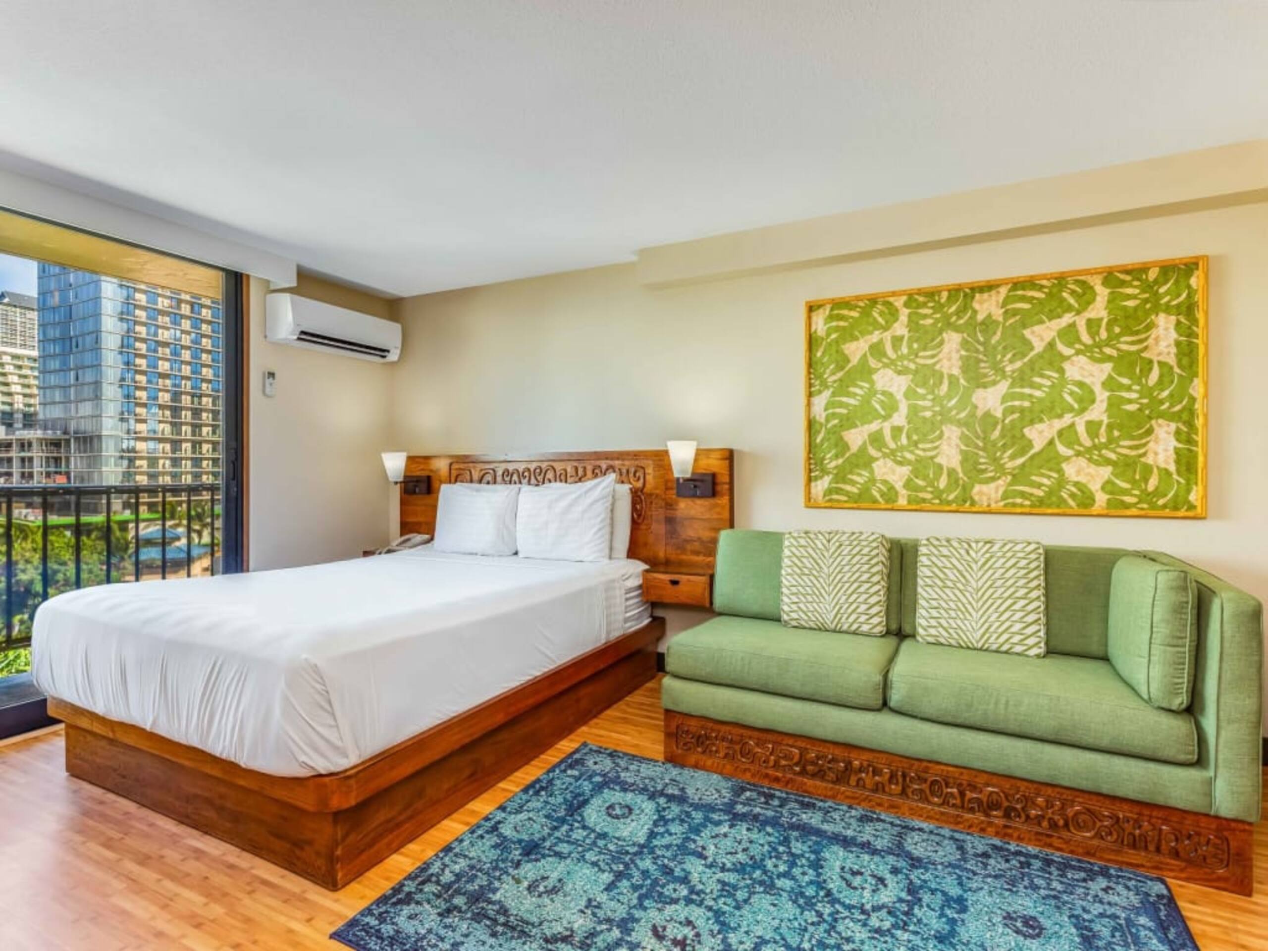 Condo in Honolulu · ★4.0 · Studio · 2 beds · 1 shared bath - Image 22