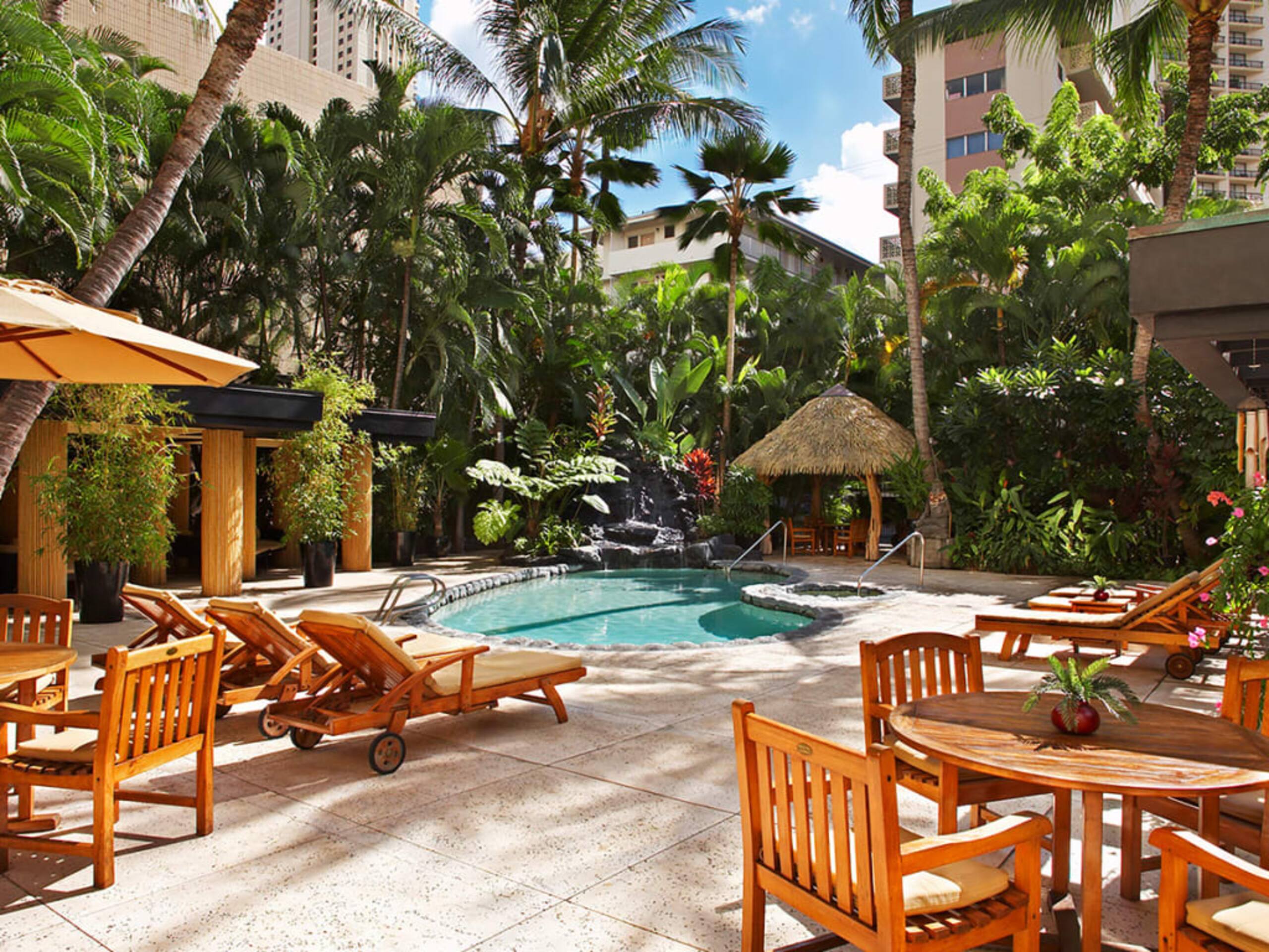 Condo in Honolulu · ★4.0 · Studio · 2 beds · 1 shared bath - Image 33