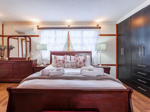 Rose Cottage - Sleeps 4
