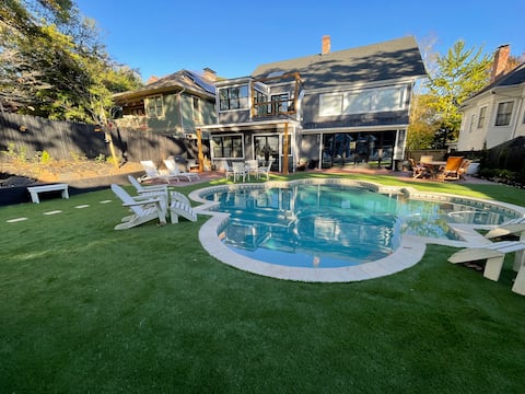 Midtown 6bed 5bath w pool and sauna