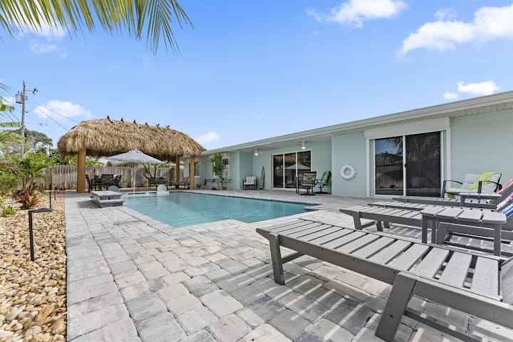 Home By The Beach With Heated Pool - Cocoa Beach, FL