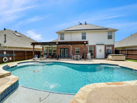 The Best of DFW - Pool, Hot Tub, Cinema Room