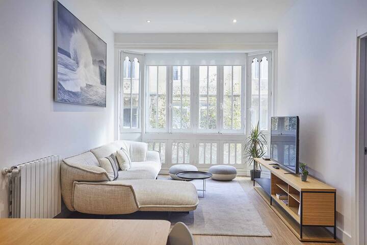 Getaria Apartment By BasqueHomes gallery image 2