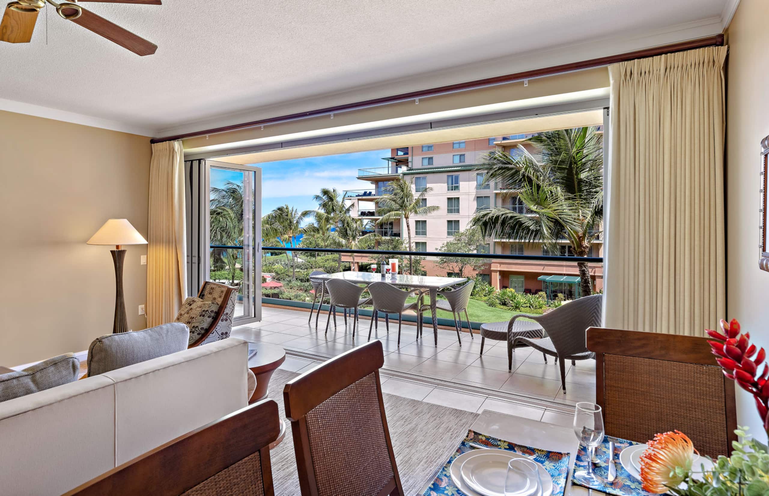 Condo in Lahaina · ★4.83 · 2 bedrooms · 3 beds · 2 baths - Image 13