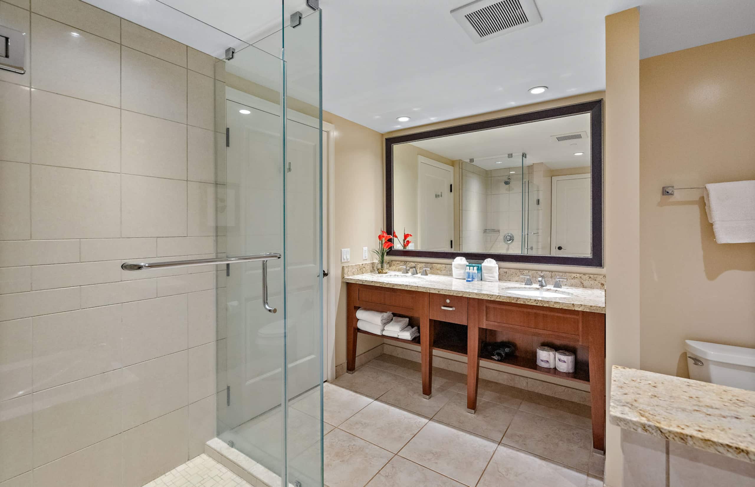 Condo in Lahaina · ★4.83 · 2 bedrooms · 3 beds · 2 baths - Image 23