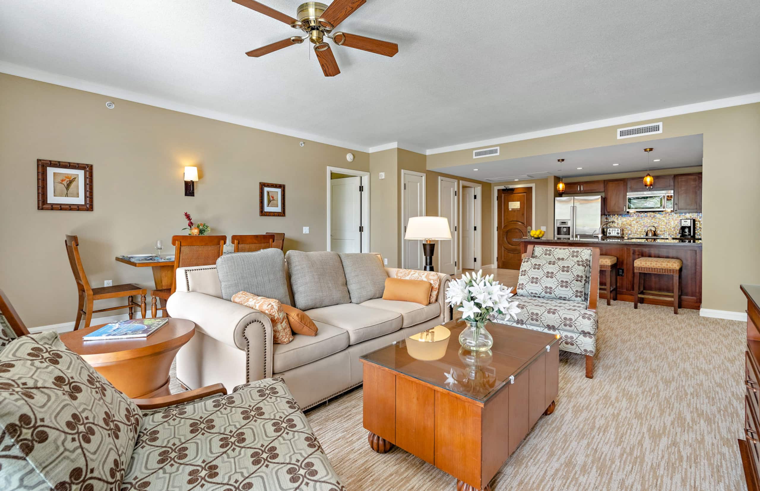Condo in Lahaina · ★4.83 · 2 bedrooms · 3 beds · 2 baths - Image 12