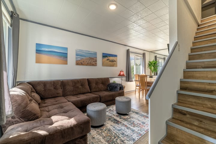 Adorable Home!!   Walk To Downtown Coeur D'alene - Coeur d'Alene, ID