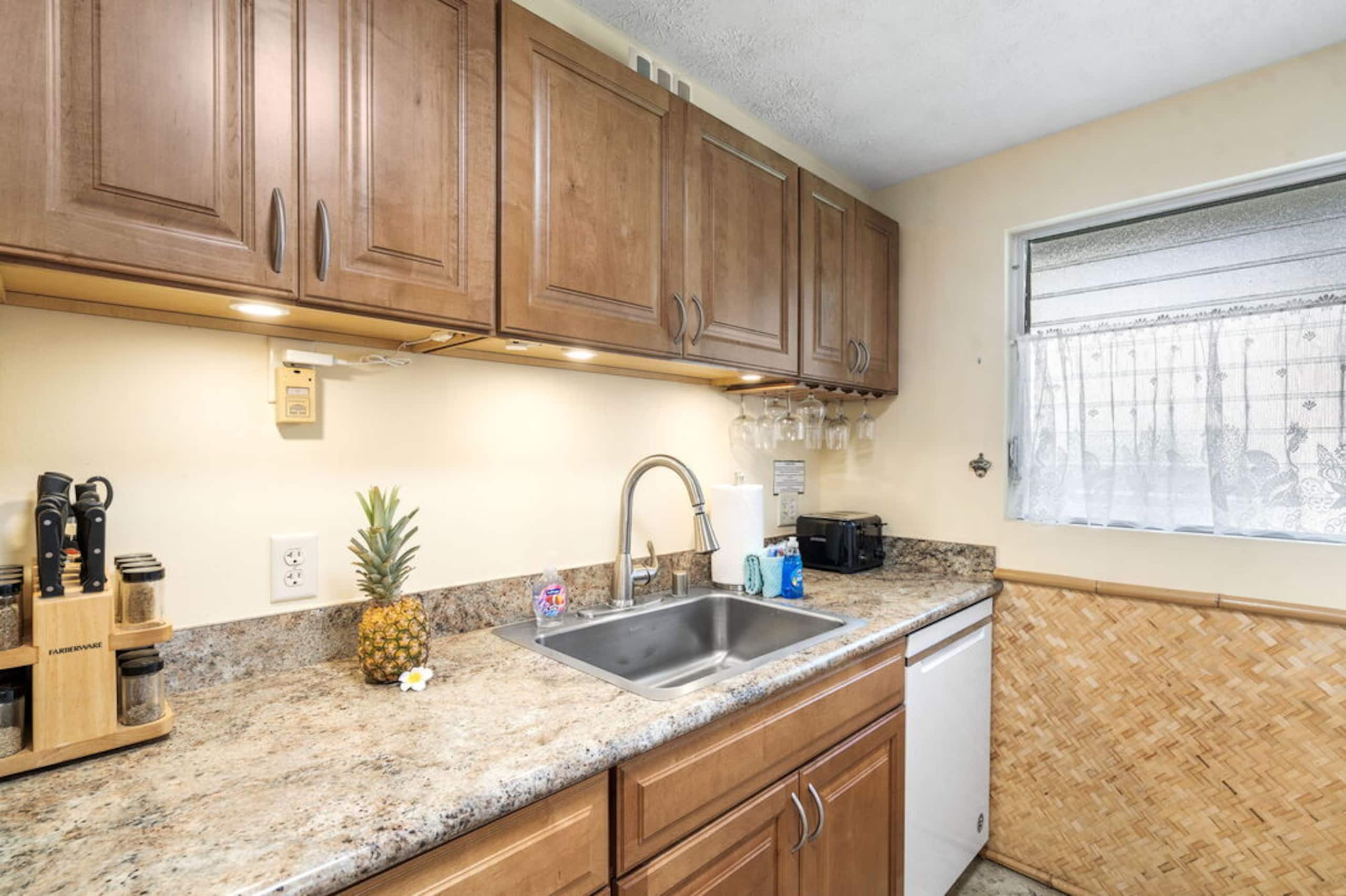 Townhouse in Kailua-Kona · ★4.69 · 2 bedrooms · 3 beds · 2 baths - Image 1